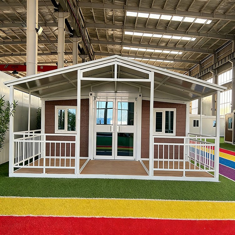 Expandable Container House With A Terrace best